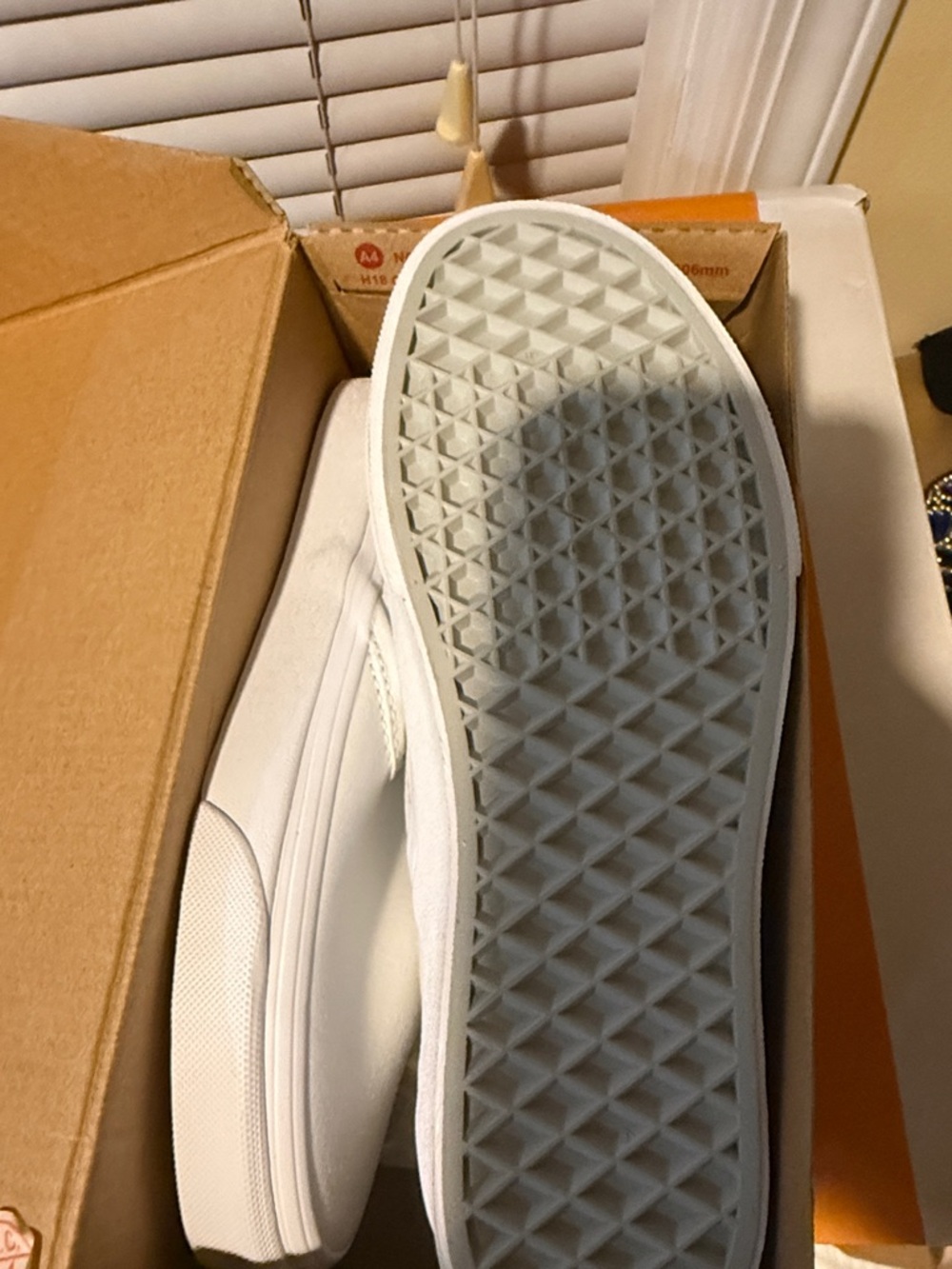 Vans Red and Tan Logo Shoe Box - Picture 3 of 4
